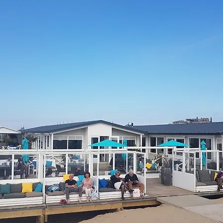 Kusthuisjes-3